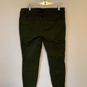 LOFT olive skinny chino pants size 12
